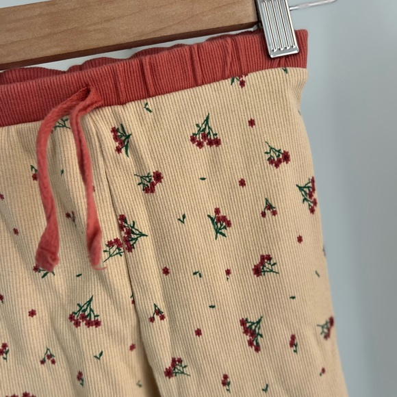 Zara - Picture 2 of 4